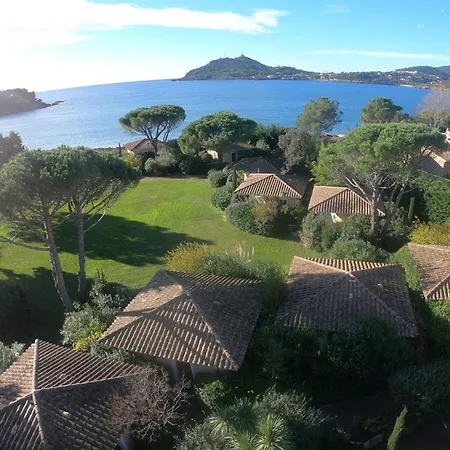 Résidence Agathos  Saint-Raphaël Esterno foto