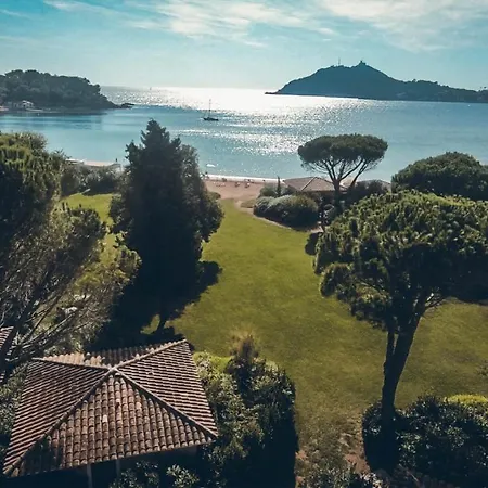 Résidence Agathos  Saint-Raphaël Esterno foto